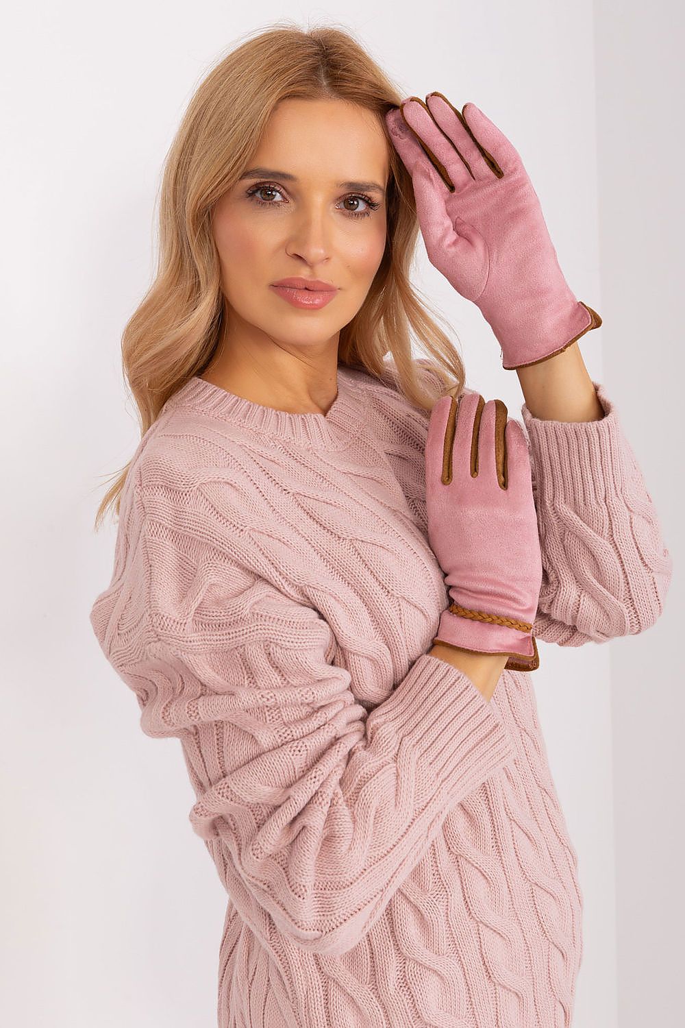  Gloves model 188836 AT 