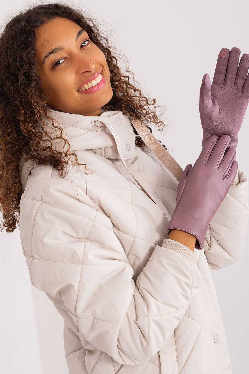  Gloves model 191081 AT 