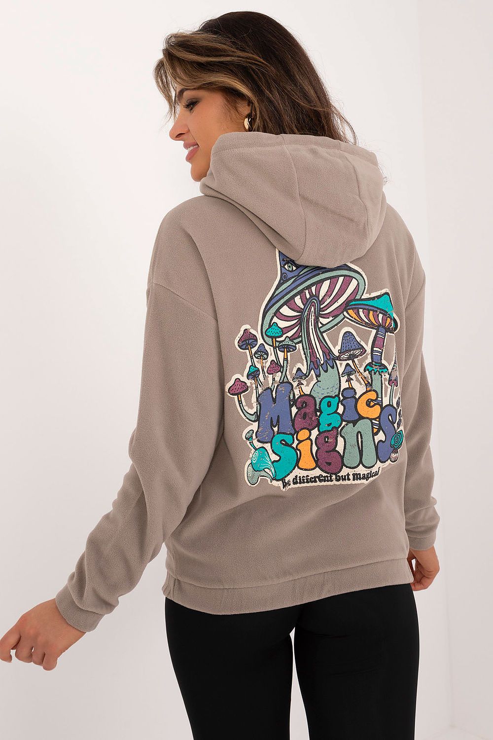  Sweatshirt model 199216 Sublevel 