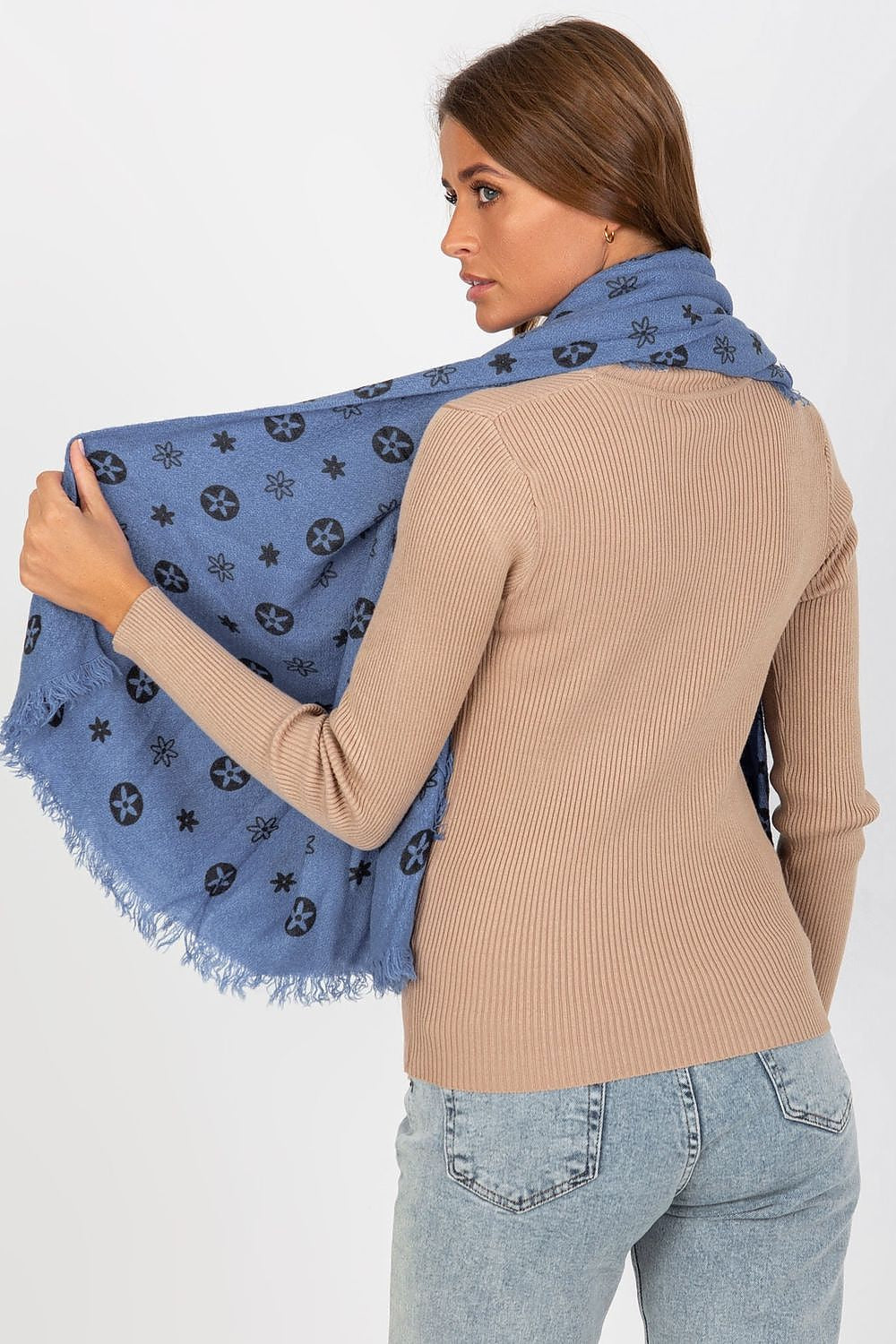  Neckerchief model 174873 AT 